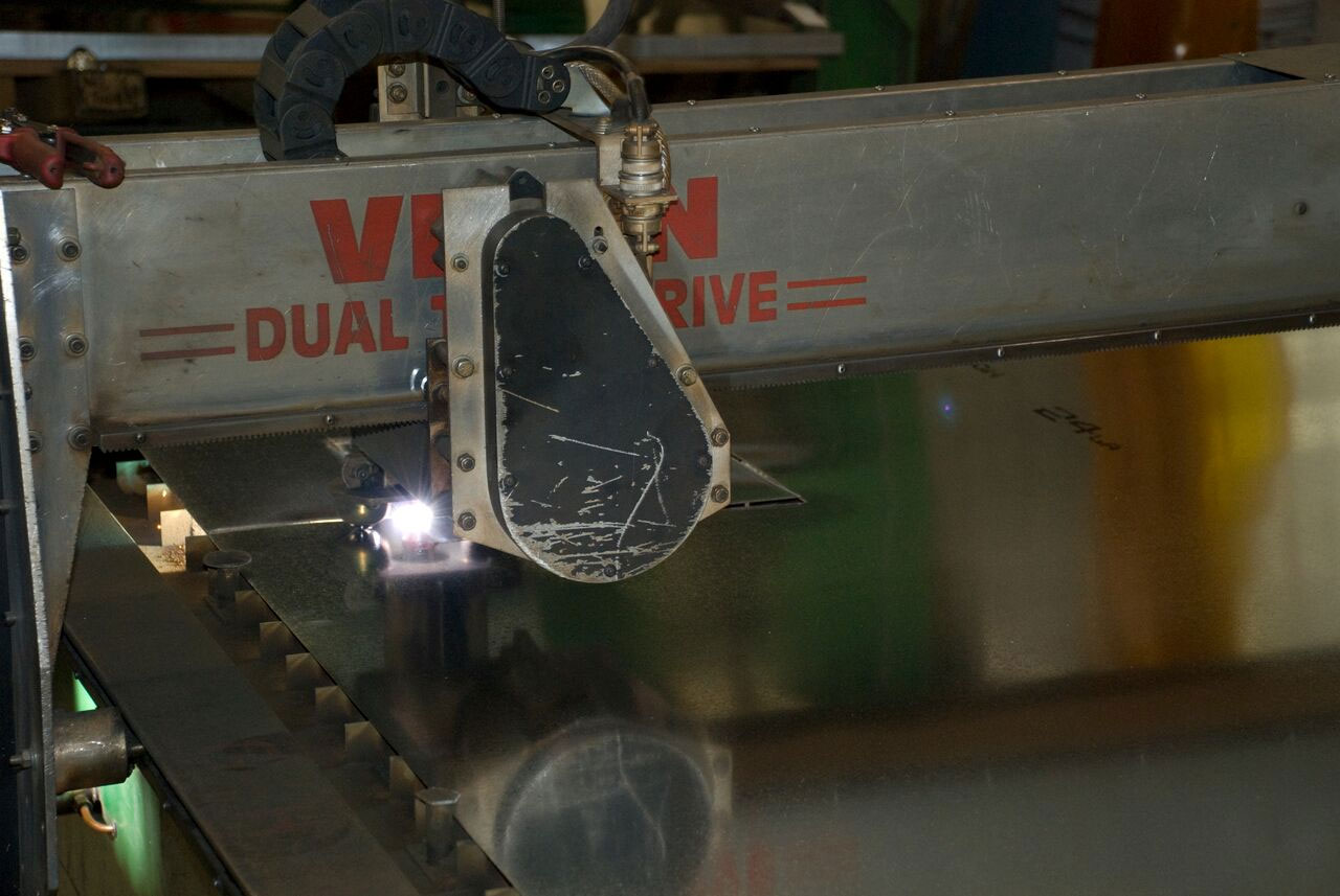 cutting metal